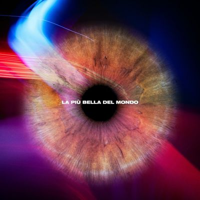 Copertina LA PIÙ BELLA DEL MONDO