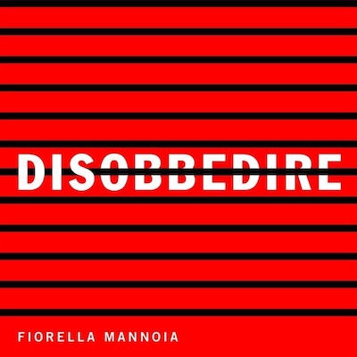 Copertina DISOBBEDIRE