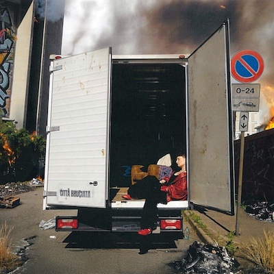 Copertina CITT&Agrave; BRUCIATA