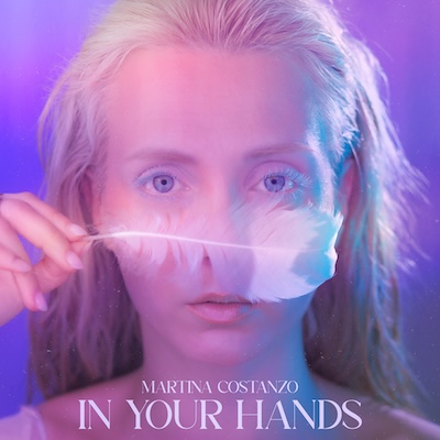 Copertina In Your Hands